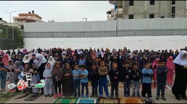 فيديو: طلاب مدرسة جنة ابن رشد يؤدون صلاة الاستسقاء في ساحة المدرسة بعد انحباس الامطار 